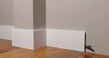 Плинтус DD710